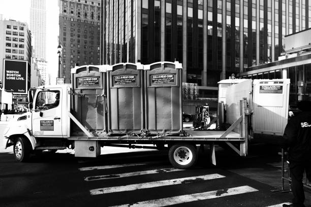 Best Portable toilet rental cost  in Whiteland, IN